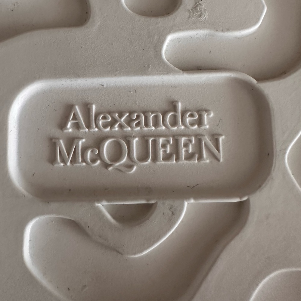 Mens Alexander McQueen Abstract Skull Slip-On Sneakers White/Black - Picture 7 of 11